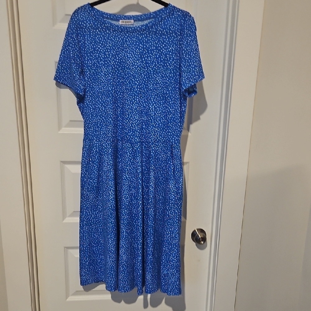 HUHOT Blue/White Casual Midi Sundress WITH POCKETS!!  SO CUTE!!